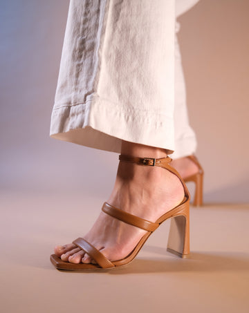 Come Misurare Correttamente il Piede per Scarpe Donna: Guida STM