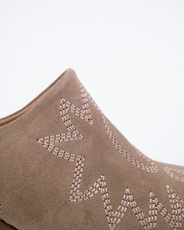 Colori scarpe donna 2026: trend, palette e consigli