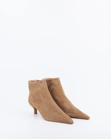 farah6 - sella